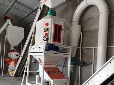 25型低廠房飼料加工成套設(shè)備甘肅安裝