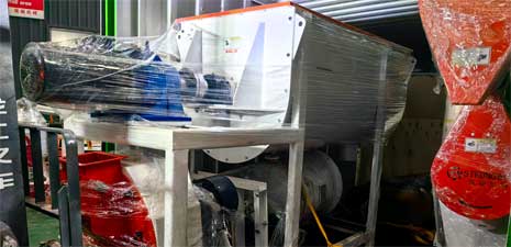 強福機械時產2噸飼料粉料設備發往印尼