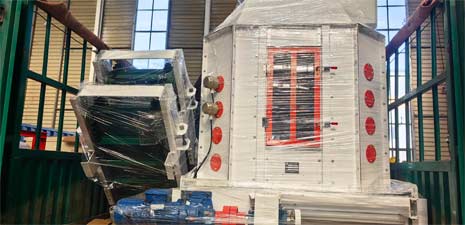 強福機械32型牛羊飼料顆粒生產線發往內蒙古